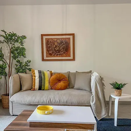 Confortable T2 Pour 4 Voyageurs, Parking Prive Et Terrasse Апартаменты