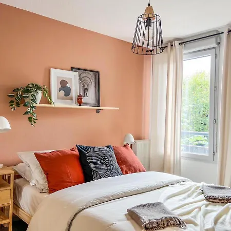 Confortable T2 Pour 4 Voyageurs, Parking Prive Et Terrasse Tuluza