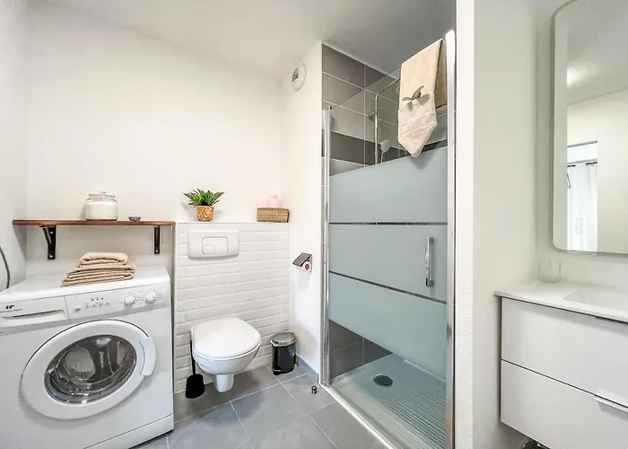 Appartement Confortable T2 Pour 4 Voyageurs, Parking Privé Et Terrasse Toulouse